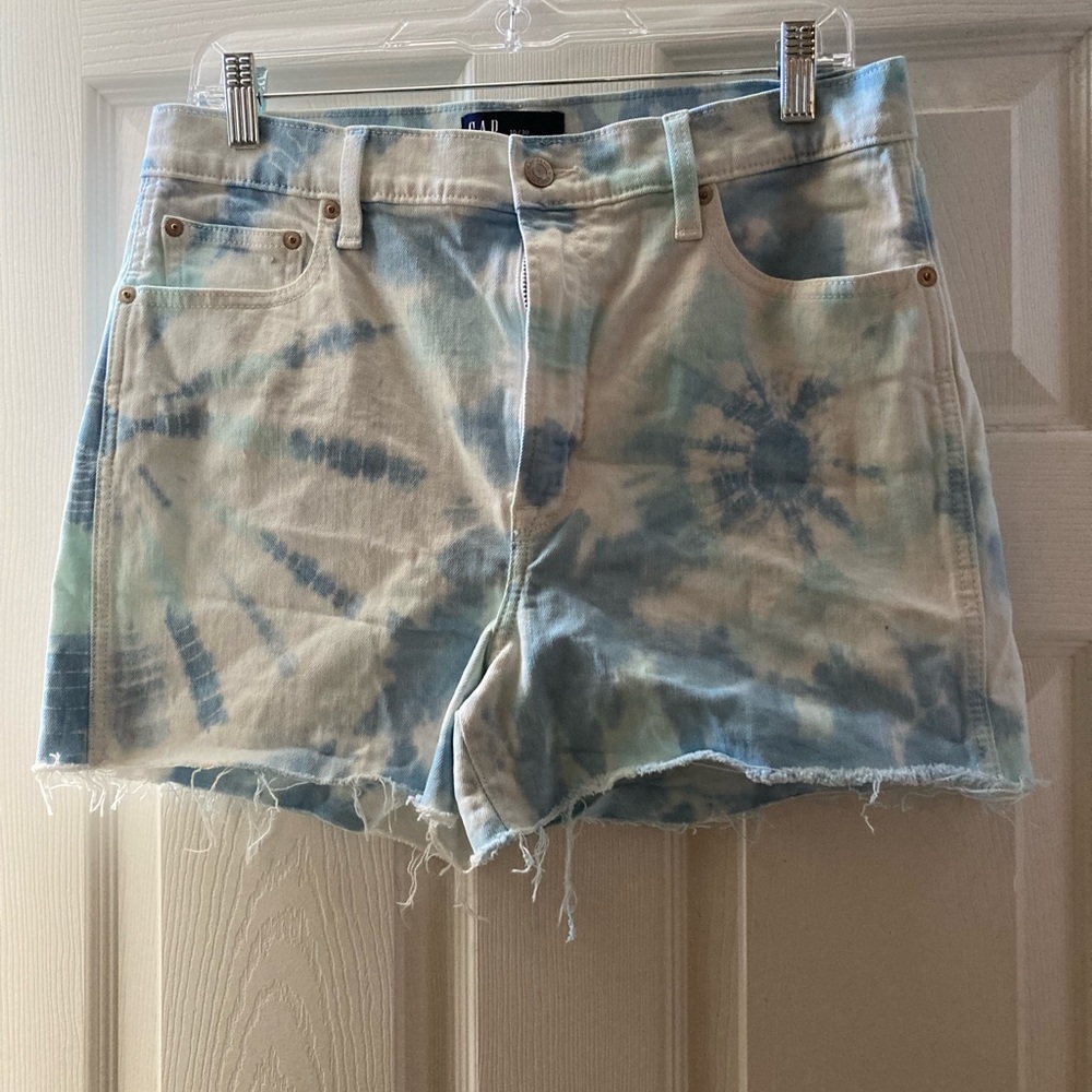 Womens Gap shorts size 10